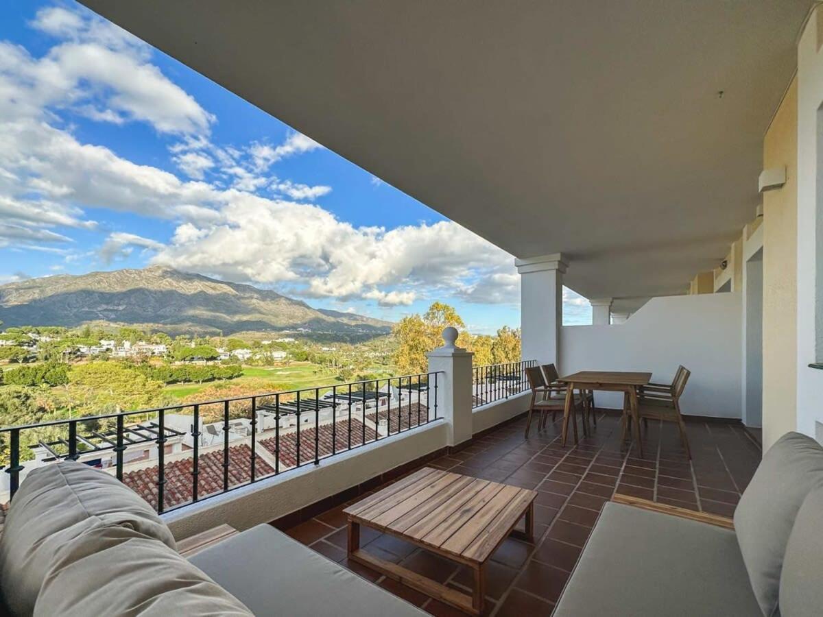 Apartment Heated Indoor Pool 2 Bed Mountain Sunset Views Marbella
